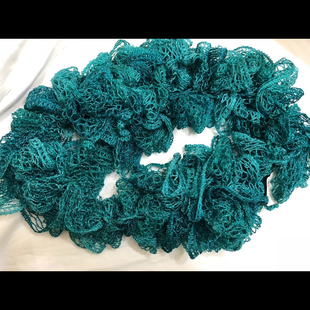 Handmade Ruffled Scarf - Picture 1 of 2